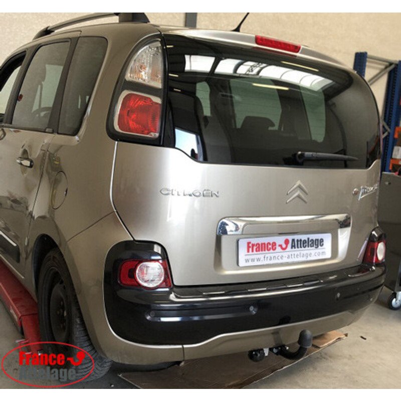 Attelage Citroen C3 Picasso Col de cygne + faisceau universel — free download