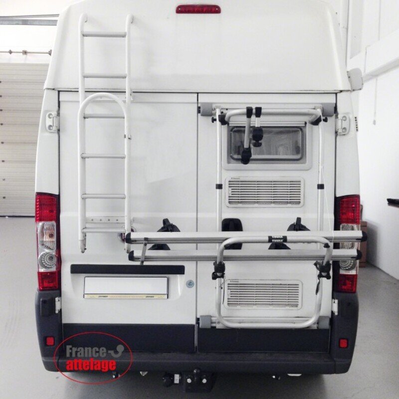 Attelage Fiat Ducato Fourgon Standard + faisceau universel multiplexé 7 — free download